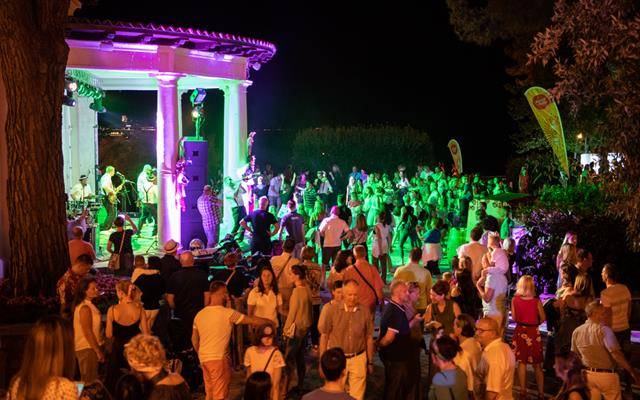 RetrOpatija je opet u gradu: Ovog vikenda kreće nikad bogatiji program opatijskog tuluma stoljeća