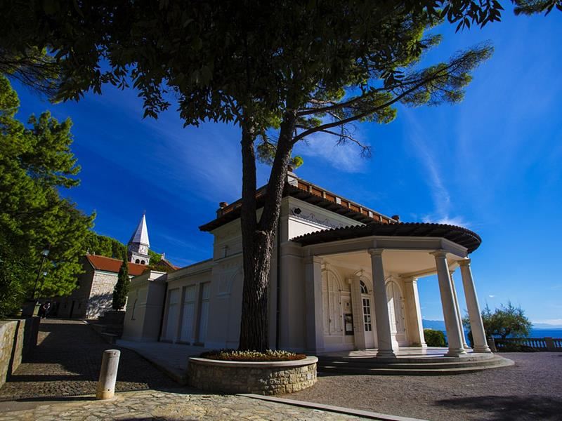 “Juraj Šporer” Arts Pavilion